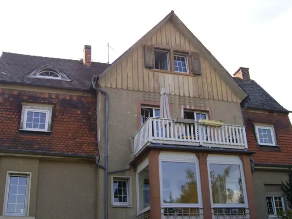 Vor und nach der Sanierung - Dach- und Fassade